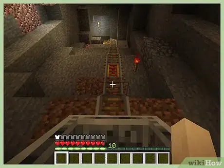 Imagen titulada Make a Minecart in Minecraft Step 19