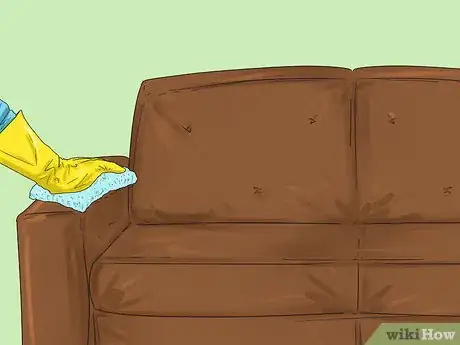 Imagen titulada Care for Leather Furniture Step 1