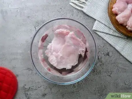 Imagen titulada Prepare Boneless Skinless Chicken Thighs Step 11