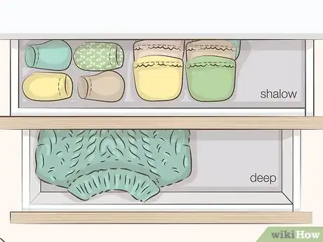 Imagen titulada Arrange Furniture in a Small Bedroom Step 14