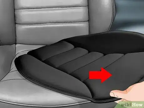 Imagen titulada Clean Vinyl Seats Step 2