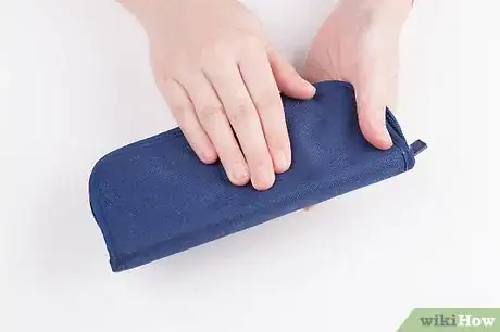 Imagen titulada Pack a Pencil Case for School Step 6