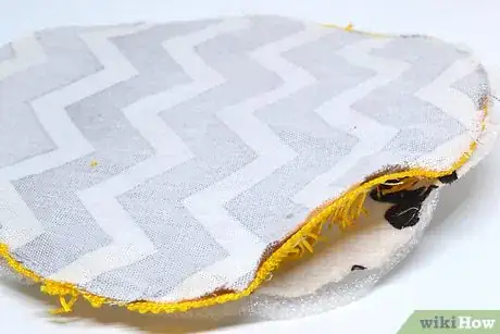 Imagen titulada Make a Padded Play Mat for Your Baby Step 20
