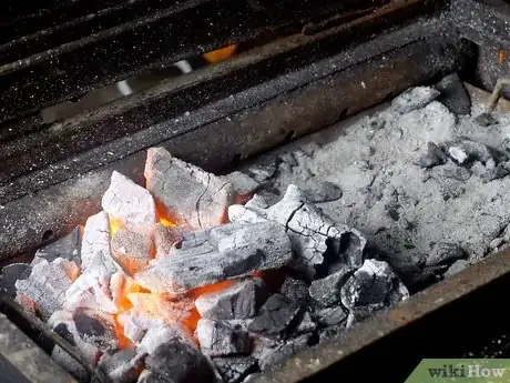Imagen titulada Grill Sausage Step 1