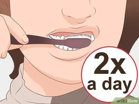Imagen titulada Get Rid of a Gum Boil Step 7
