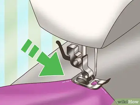 Imagen titulada Finish the Edges of a Fleece Blanket Step 11