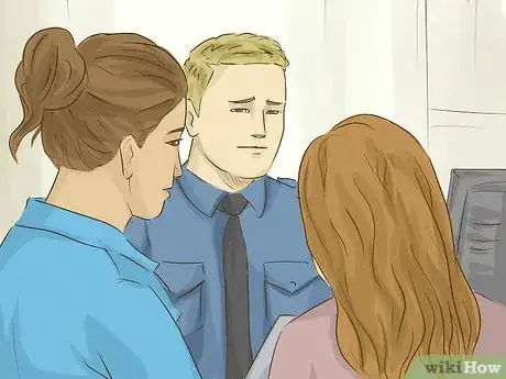 Imagen titulada Help Your Daughter Deal With Being Raped Step 5
