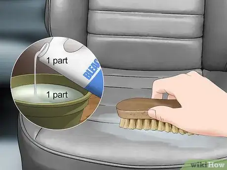 Imagen titulada Clean Vinyl Seats Step 9