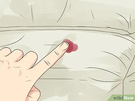 Imagen titulada Remove Red Wine Stains from Leather Step 2