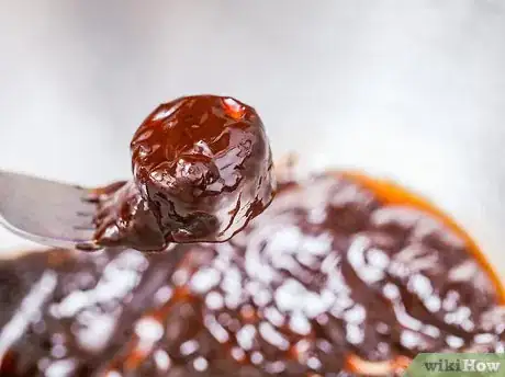 Imagen titulada Make Chocolate Covered Fruit Step 11