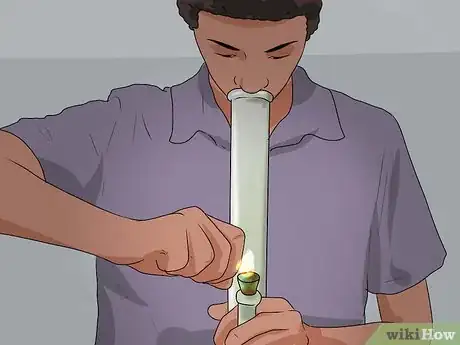 Imagen titulada Use a Water Bong Step 13
