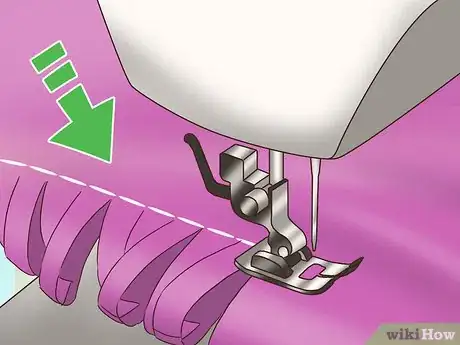 Imagen titulada Finish the Edges of a Fleece Blanket Step 13