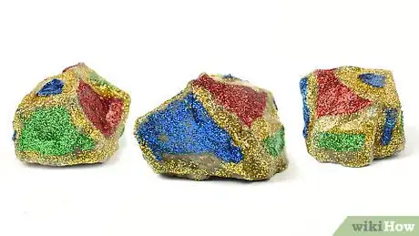 Imagen titulada Use Glitter Glue Step 12