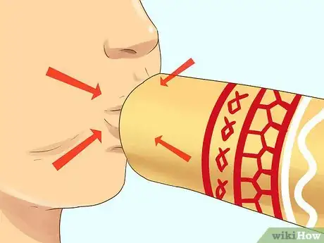 Imagen titulada Play the Didgeridoo Step 8