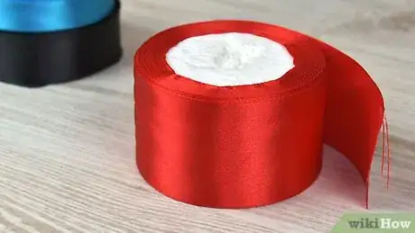 Imagen titulada Make Silk, Satin or Ribbon Roses Step 1