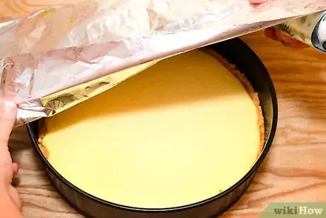 Imagen titulada Make a Baked Cheesecake Step 13