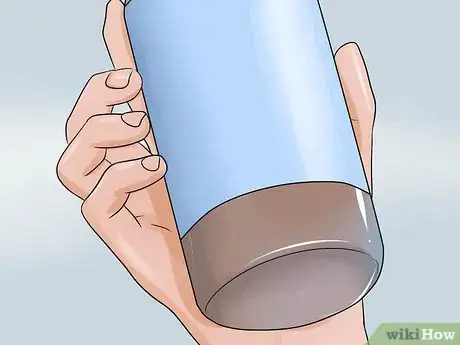 Imagen titulada Recycle Plastic Bottles Step 1