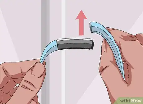 Imagen titulada Clean a Fitbit Step 1