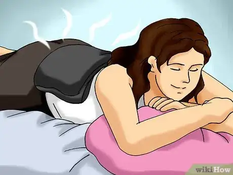 Imagen titulada Make a Woman Feel Better While She's on Her Period Step 2
