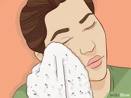 Imagen titulada Use Almond Oil for Aging_Dry Skin Step 10