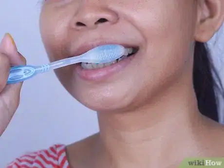 Imagen titulada Play the Pocky Game Step 4