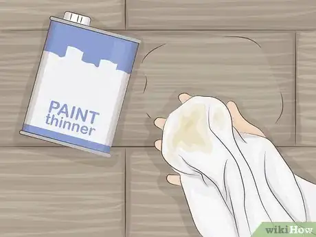 Imagen titulada Finish Hardwood Floors without Sanding Step 1