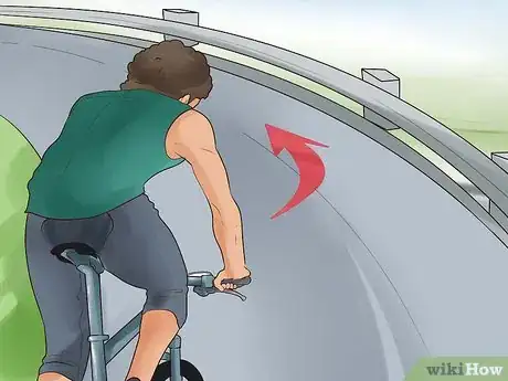 Imagen titulada Climb Steep Hills While Cycling Step 8