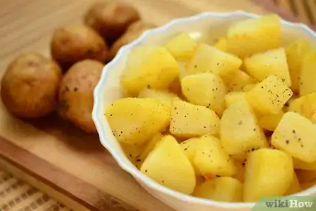 Imagen titulada Saute Potatoes Step 14