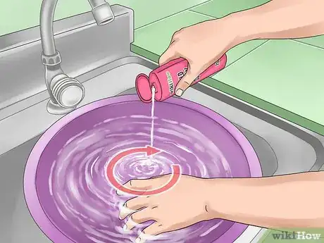 Imagen titulada Wash Doll Hair Step 3