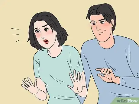 Imagen titulada Play Fight with Your Girlfriend Step 3