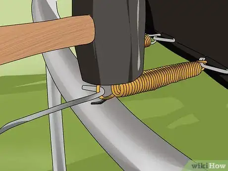 Imagen titulada Set up a Trampoline Step 9