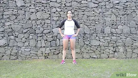 Imagen titulada Do a Handstand Step 1