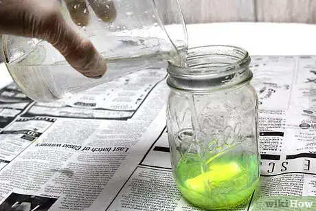 Imagen titulada Make Glow Jars Step 30