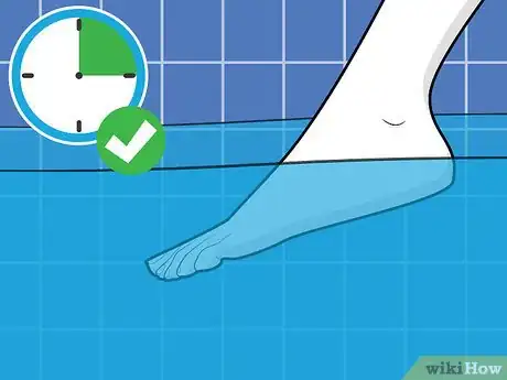 Imagen titulada Lower Swimming Pool pH Step 19