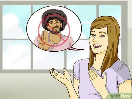 Imagen titulada Have the Habits of a Confident Woman Step 8