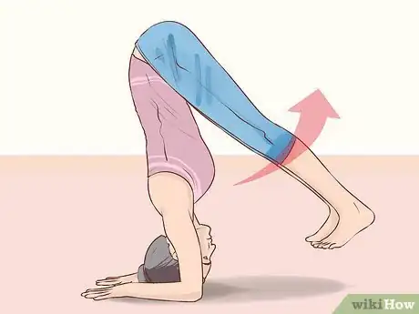 Imagen titulada Do an Elbow Stand Step 10
