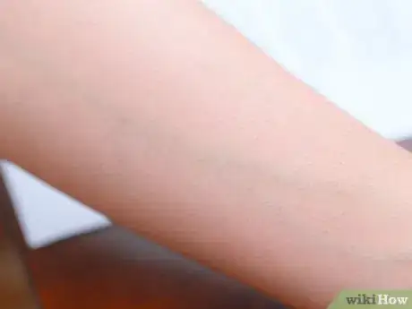Imagen titulada Find the Best Foundation Color Shade for You Step 2