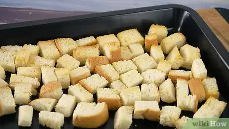 Imagen titulada Oven Dry Bread Step 6