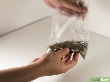 Imagen titulada Rehydrate Stale Tobacco Step 13