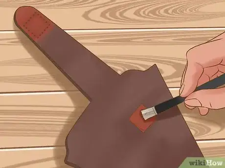 Imagen titulada Make a Knife Sheath Step 14