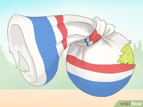 Imagen titulada Recycle Your Socks Step 25