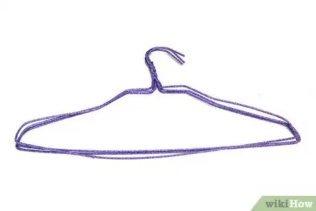 Imagen titulada Reuse Wire Hangers Final