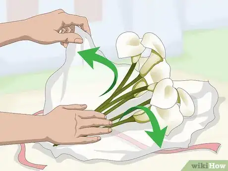 Imagen titulada Keep Cut Calla Lilies Fresh Step 2