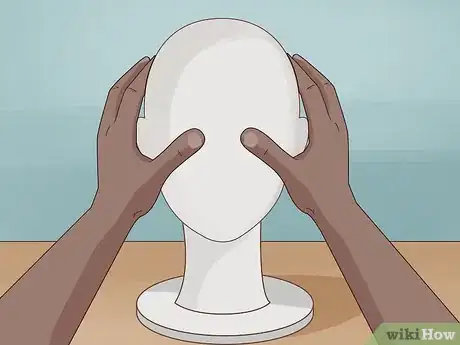 Imagen titulada Dye a Wig Using Acrylic Paint Step 6