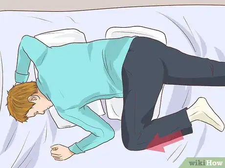 Imagen titulada Improve Your Sleeping Position Step 10
