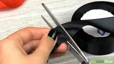 Imagen titulada Make Silk, Satin or Ribbon Roses Step 11