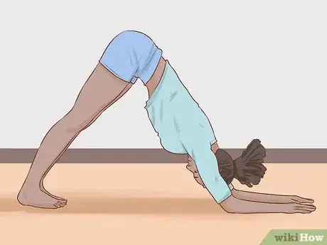 Imagen titulada Do an Elbow Stand Step 2