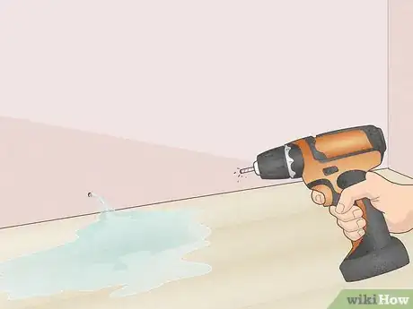 Imagen titulada Dry Damp Walls Step 2
