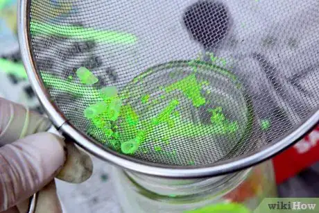 Imagen titulada Make Glow Jars Step 9