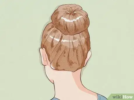 Imagen titulada Do a Doughnut Bun Without a Doughnut Step 4
